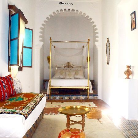 Riad Khmisa Tétouan Exteriör bild
