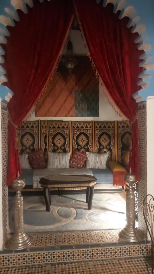 Riad Khmisa Tétouan Exteriör bild