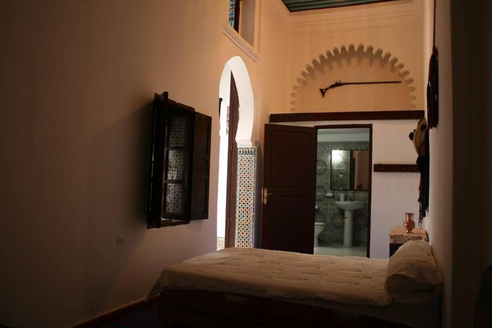 Riad Khmisa Tétouan Rum bild