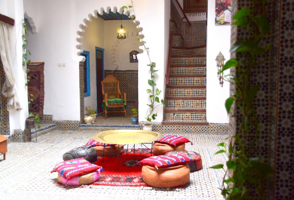 Riad Khmisa Tétouan Exteriör bild